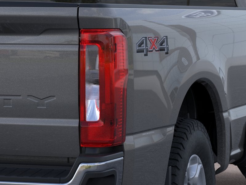 2026 Ford Super Duty F-350® XLT