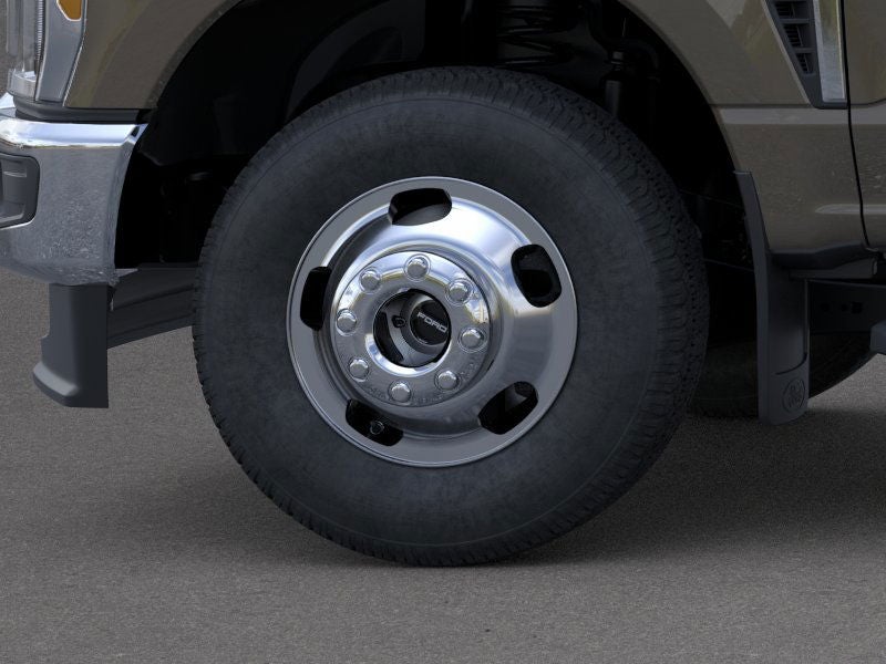 2026 Ford Super Duty F-350® XLT