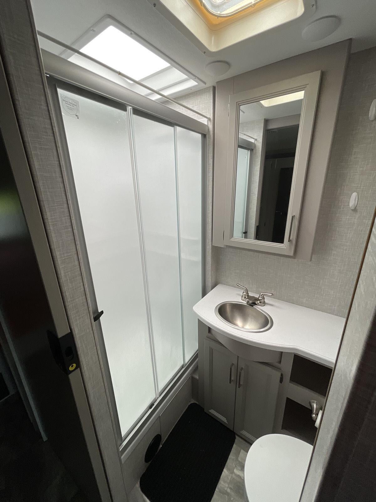2022 Thor Motor Coach Windsport