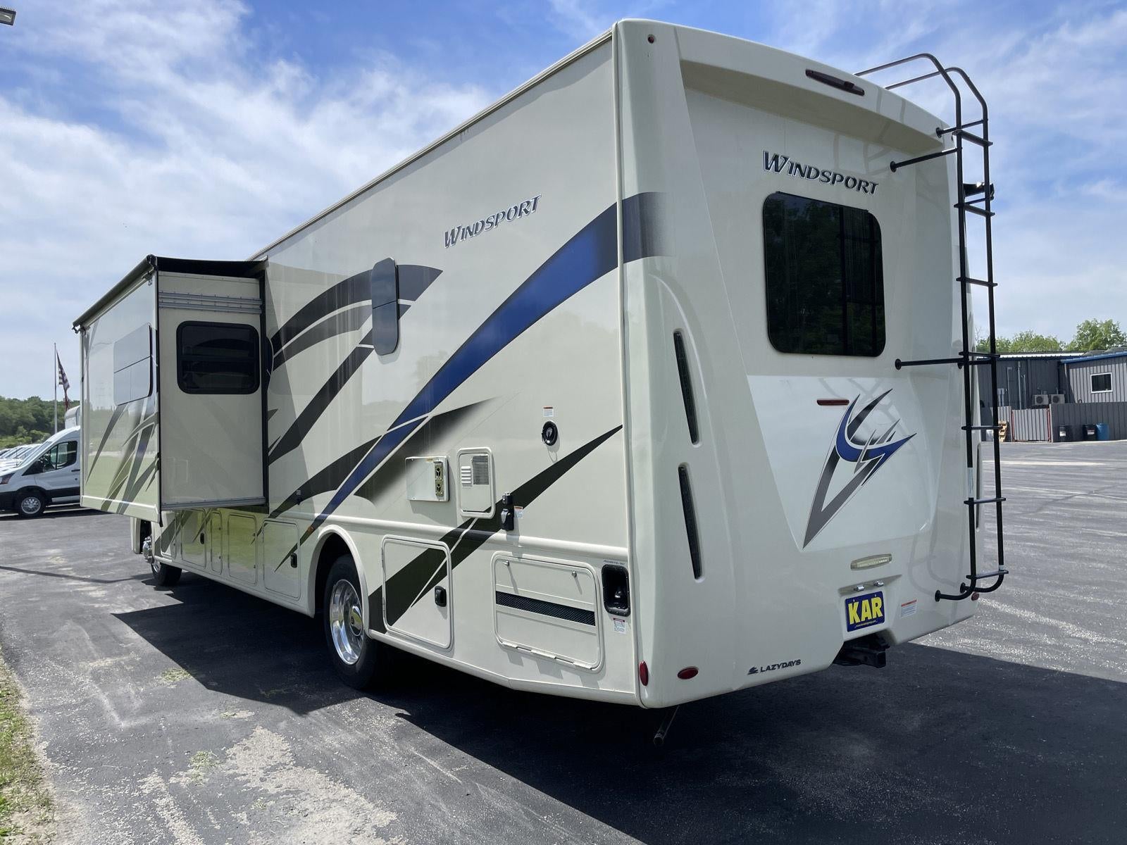 2022 Thor Motor Coach Windsport