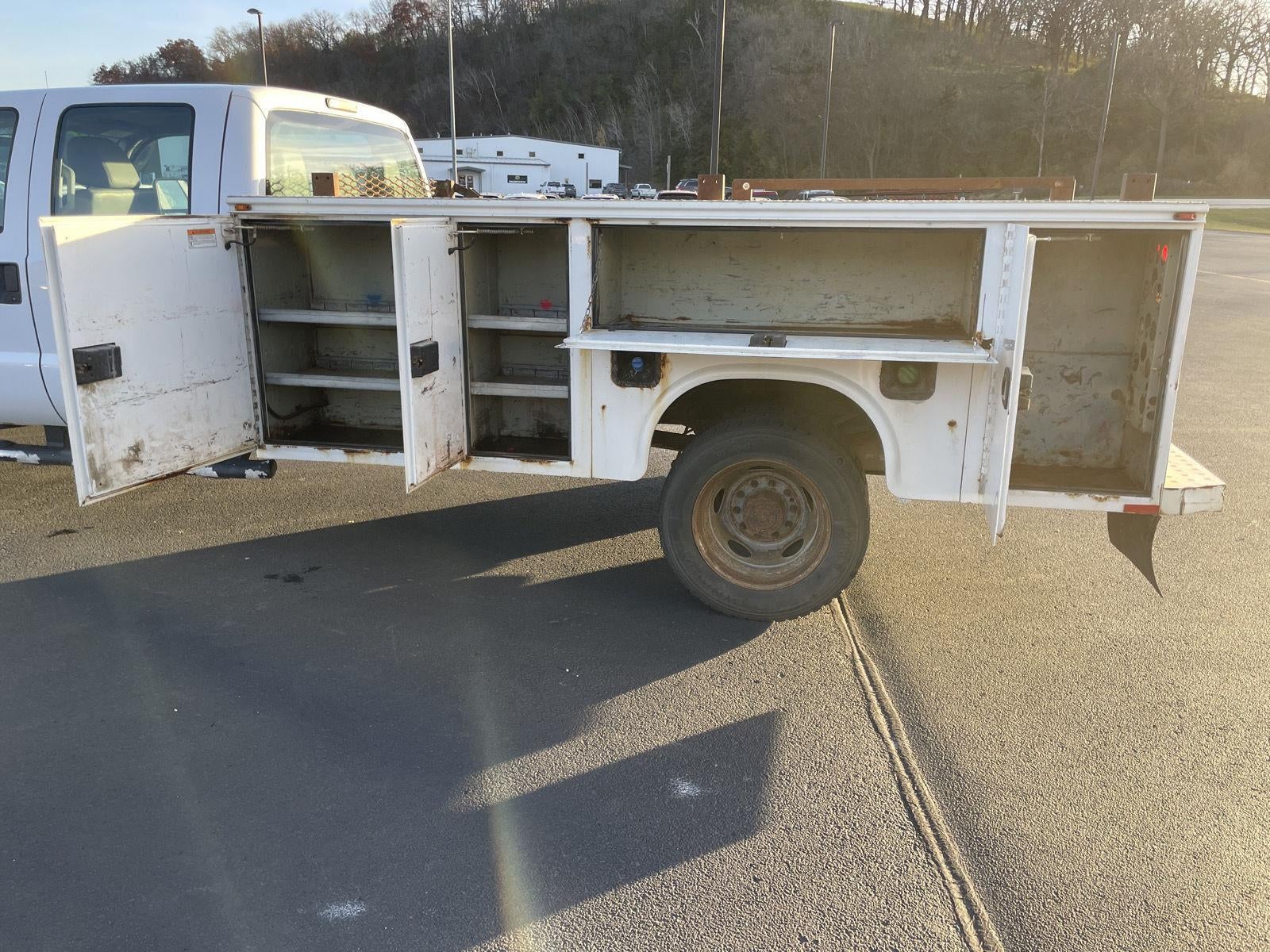 2014 Ford Super Duty F-450 DRW XL