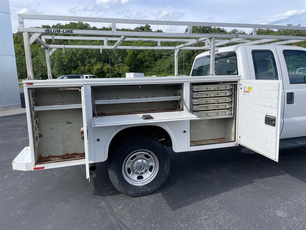 2016 Ford Super Duty F-350 SRW XL