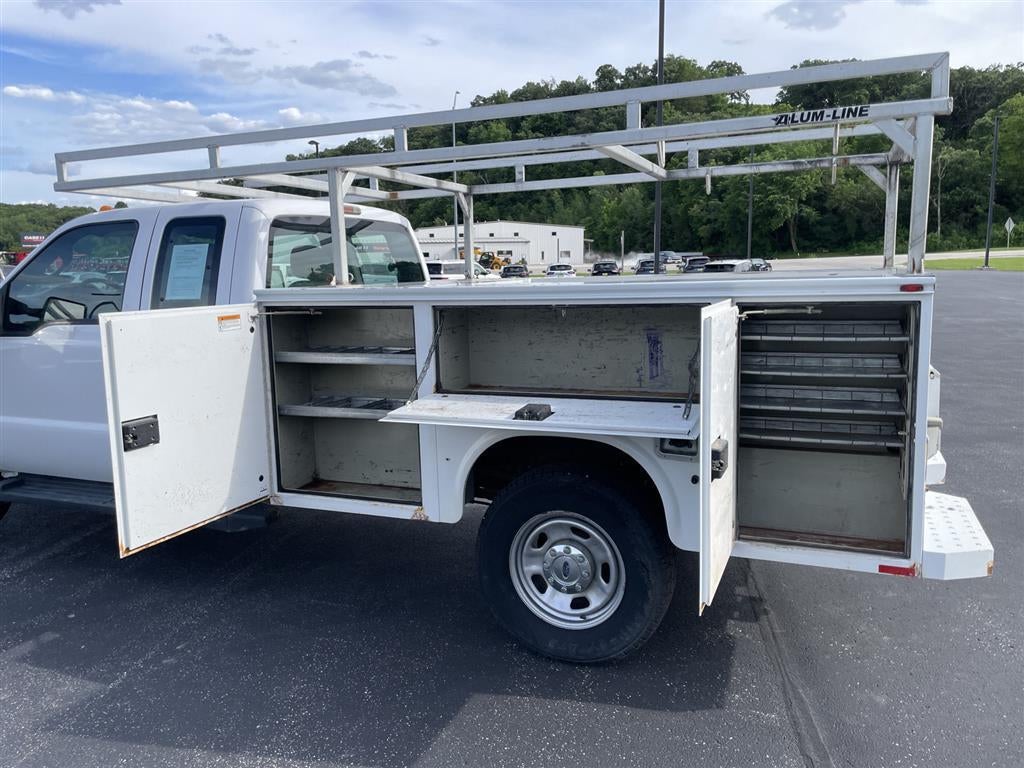 2016 Ford Super Duty F-350 SRW XL