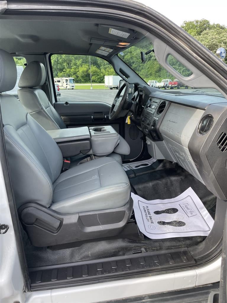 2016 Ford Super Duty F-350 SRW XL