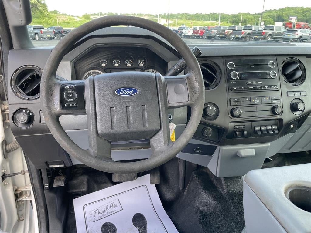 2016 Ford Super Duty F-350 SRW XL