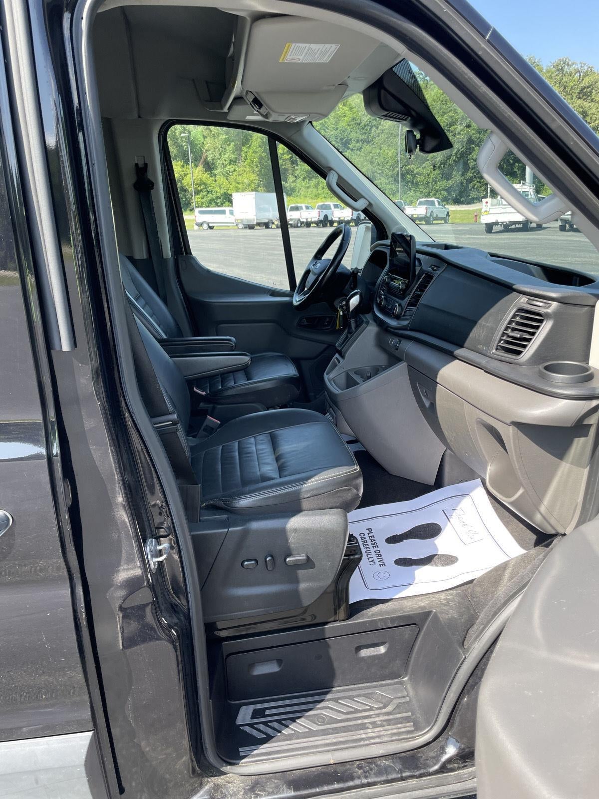 2020 Ford Transit Passenger Wagon XLT