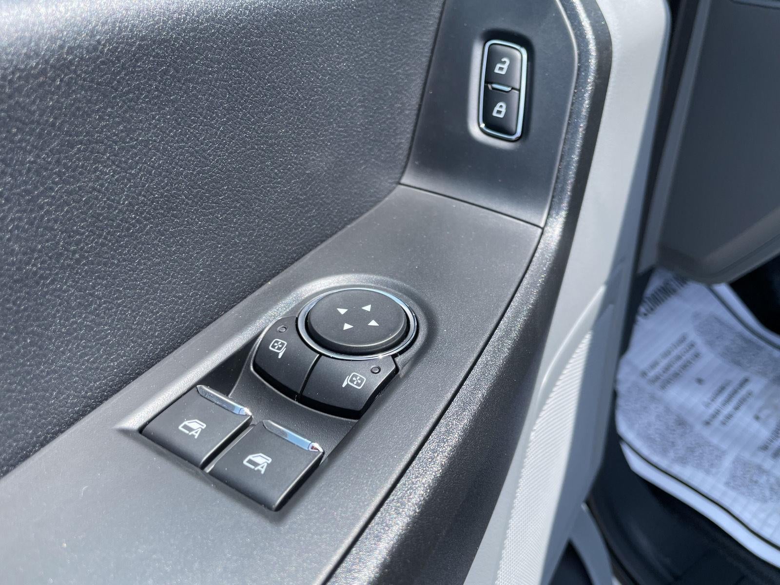 2025 Ford Super Duty F-550 DRW XL