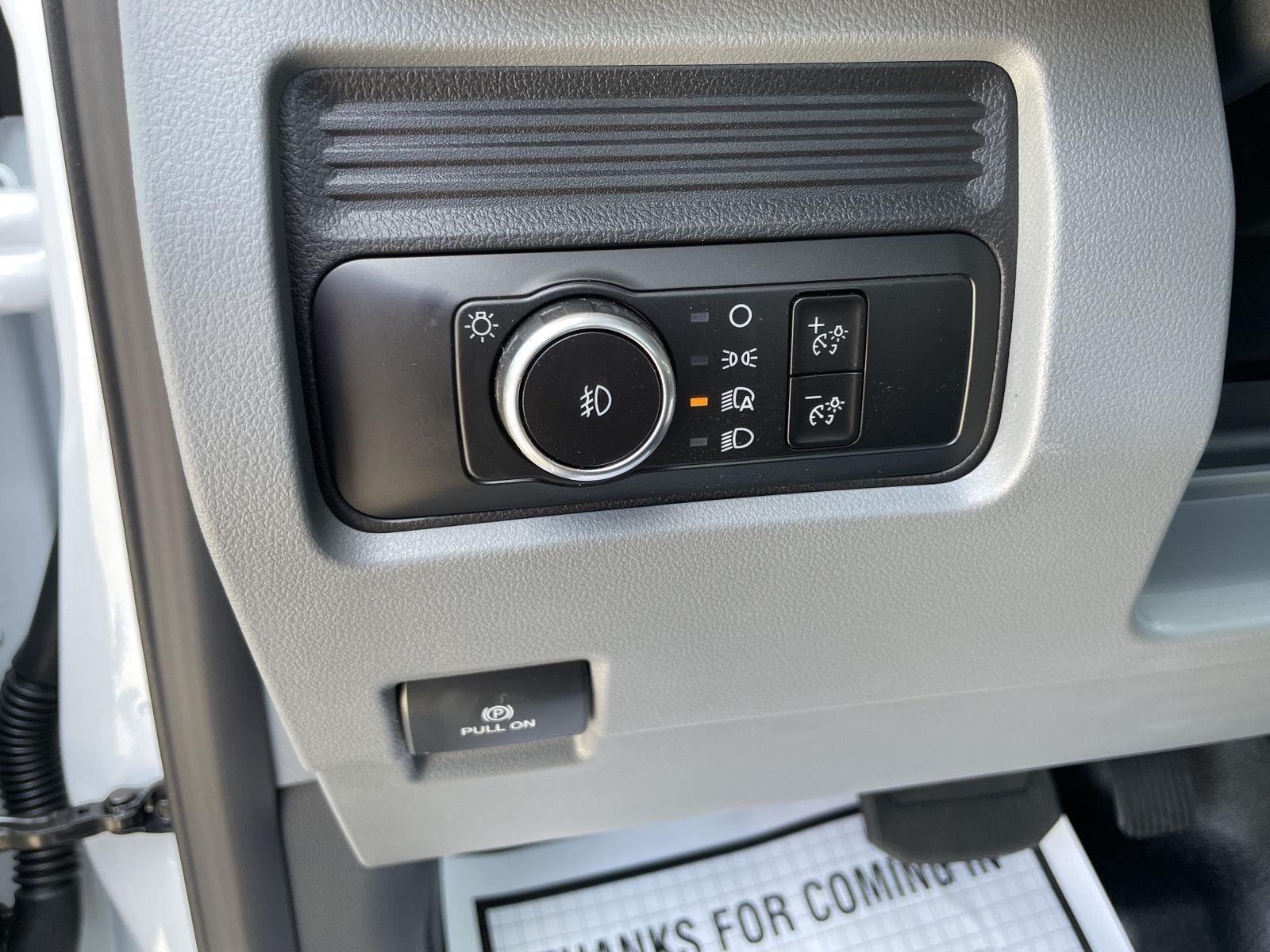 2025 Ford Super Duty F-550 DRW XL