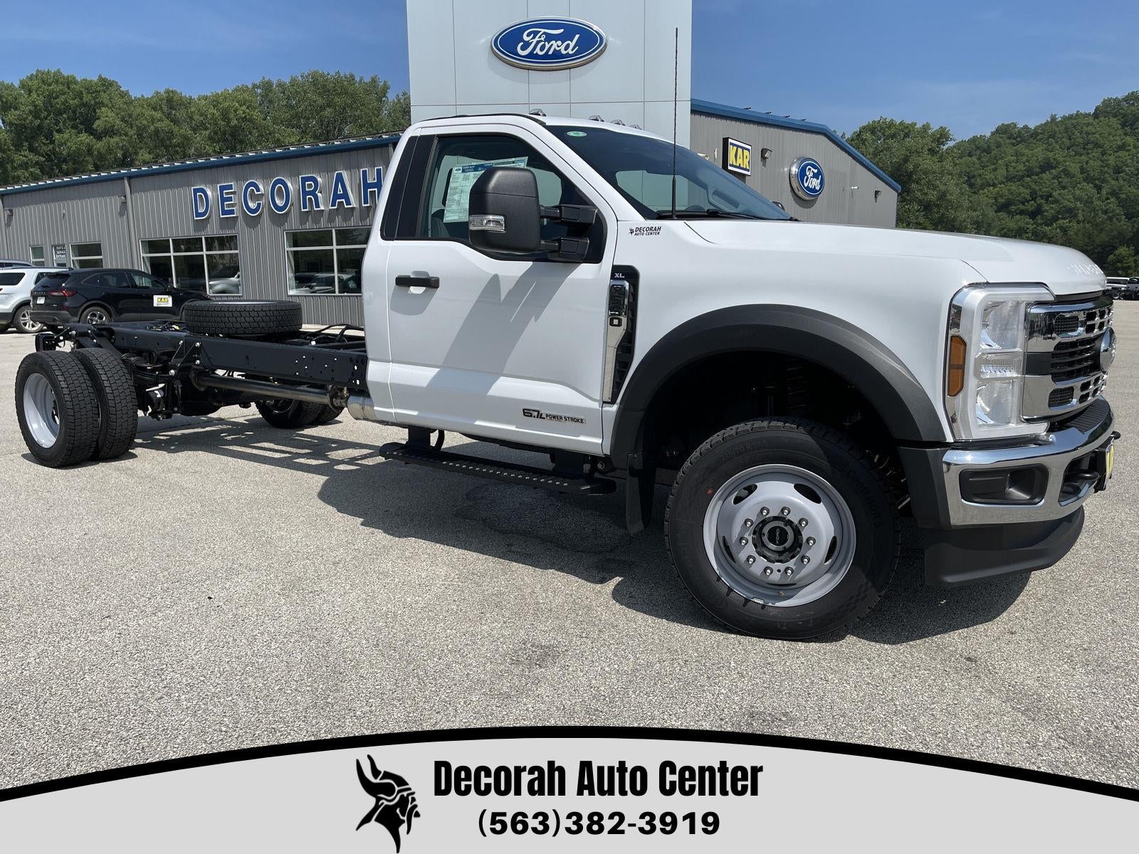 2025 Ford Super Duty F-550 DRW XL