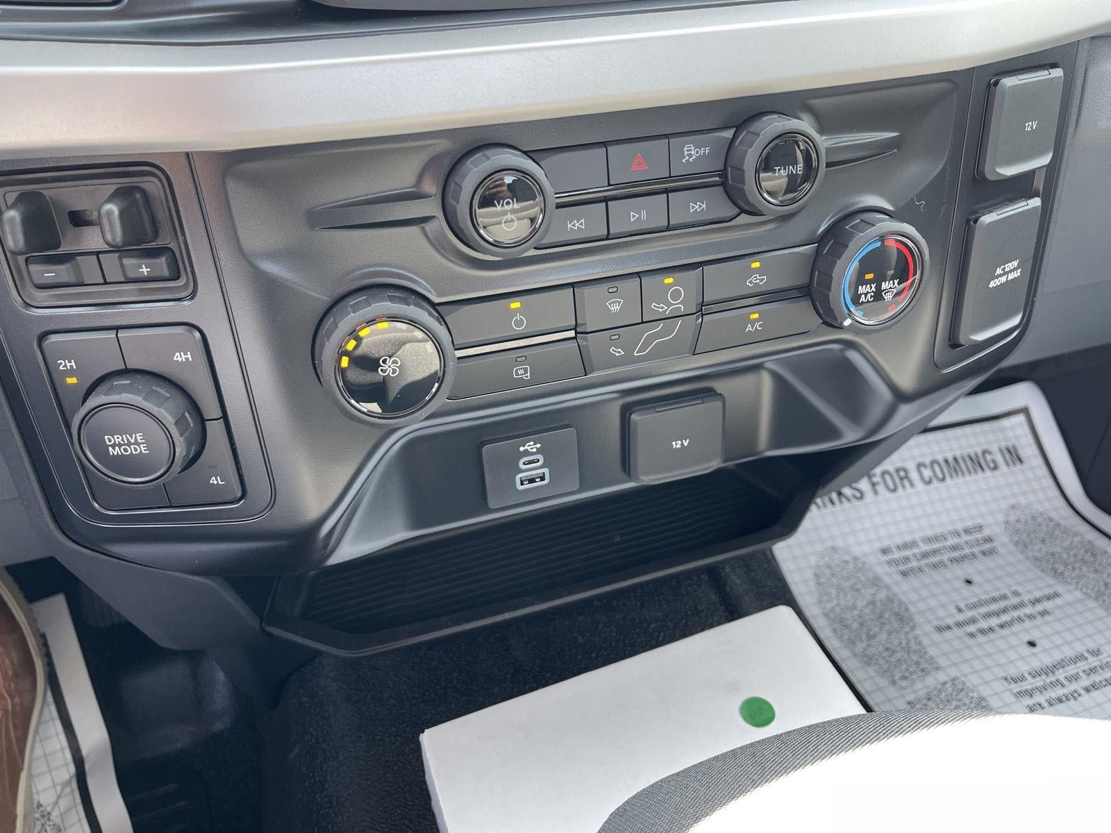 2025 Ford Super Duty F-550 DRW XL