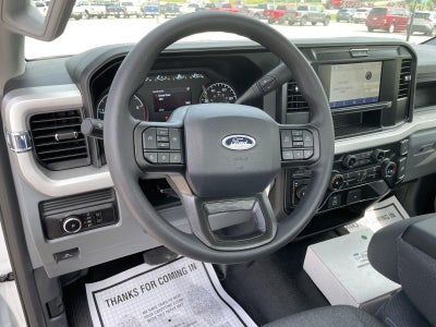 2025 Ford Super Duty F-550 DRW XL