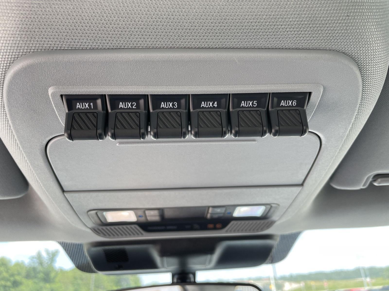 2025 Ford Super Duty F-550 DRW XL