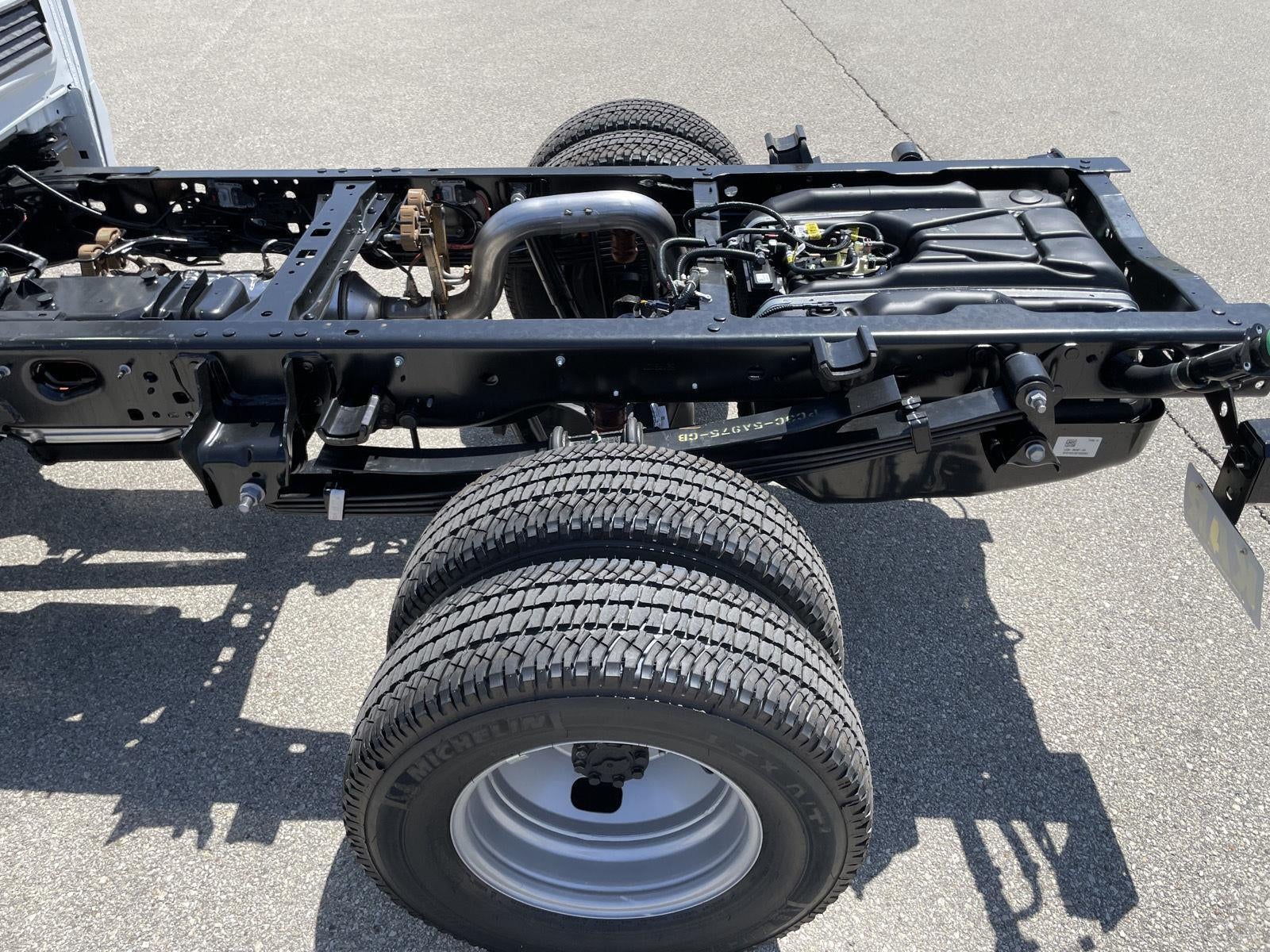 2025 Ford Super Duty F-350 DRW XL