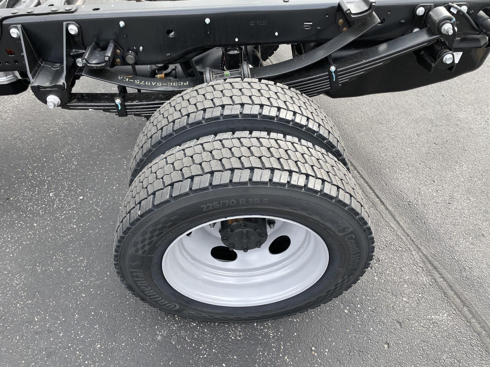 2026 Ford Super Duty F-550 DRW XL