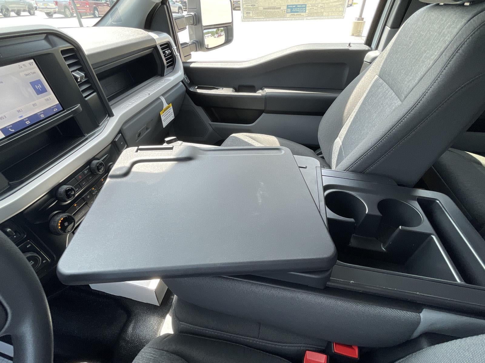 2025 Ford Super Duty F-550 DRW XL