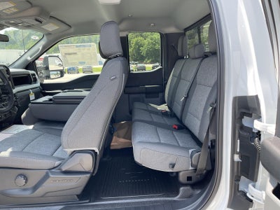 2025 Ford Super Duty F-550 DRW XL