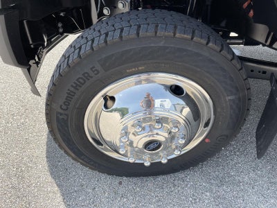 2025 Ford Super Duty F-550 DRW XL