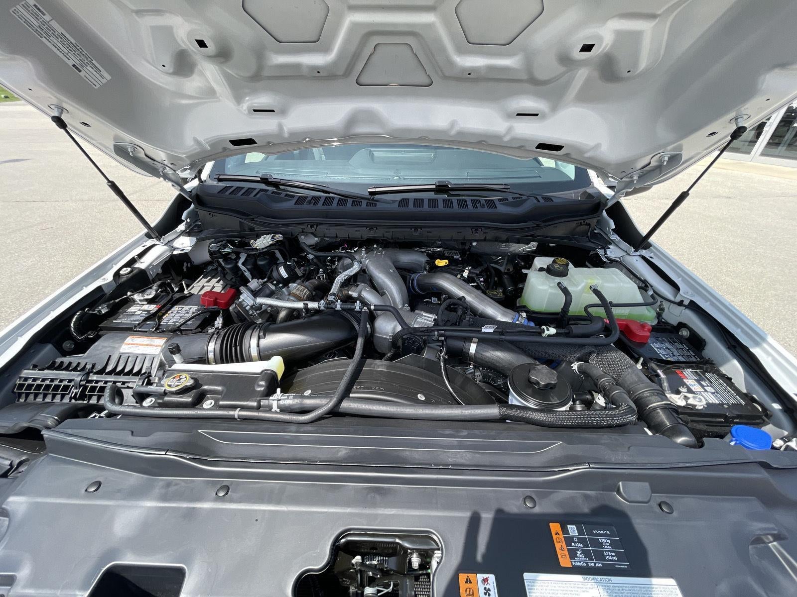 2025 Ford Super Duty F-550 DRW XL