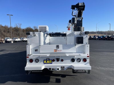 2025 Ford Super Duty F-550 DRW XL