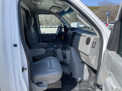 2017 Ford E-Series Cutaway Base DRW