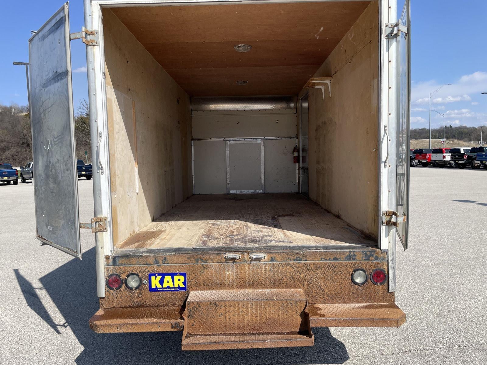 2017 Ford E-Series Cutaway Base DRW