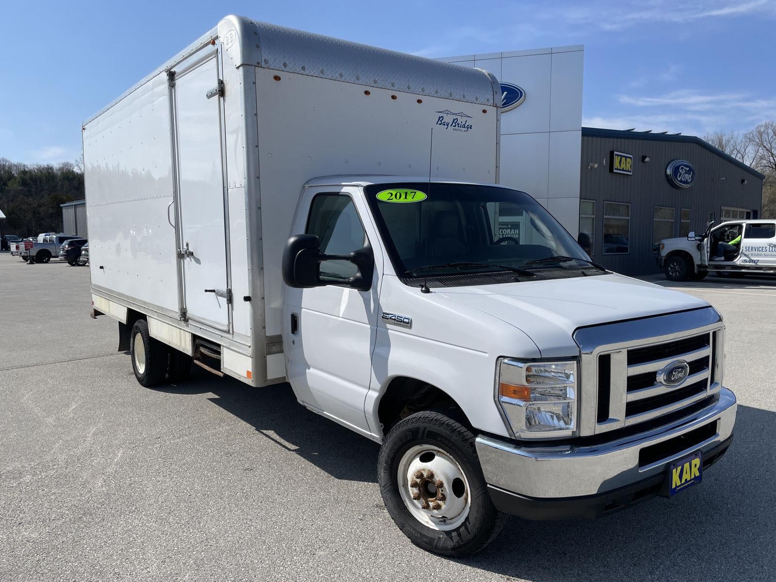 2017 Ford E-Series Cutaway Base DRW