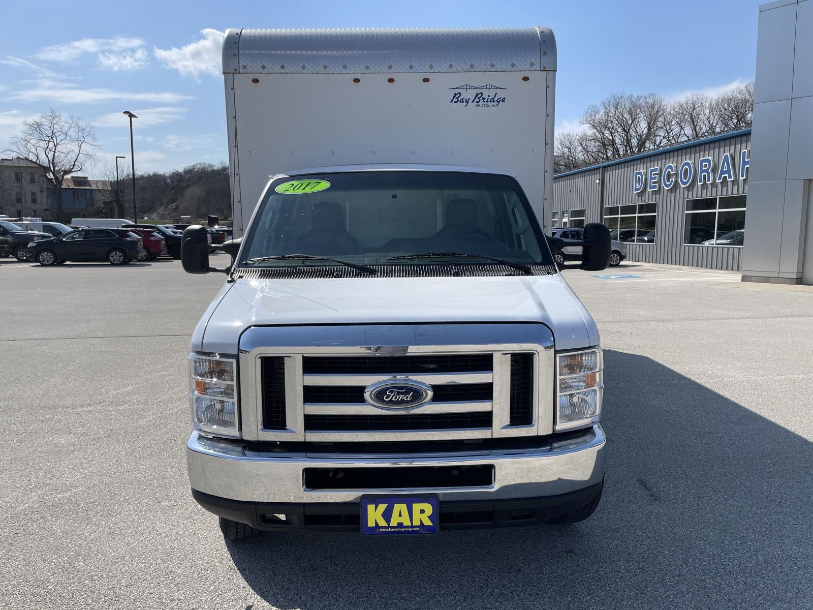 2017 Ford E-Series Cutaway Base DRW