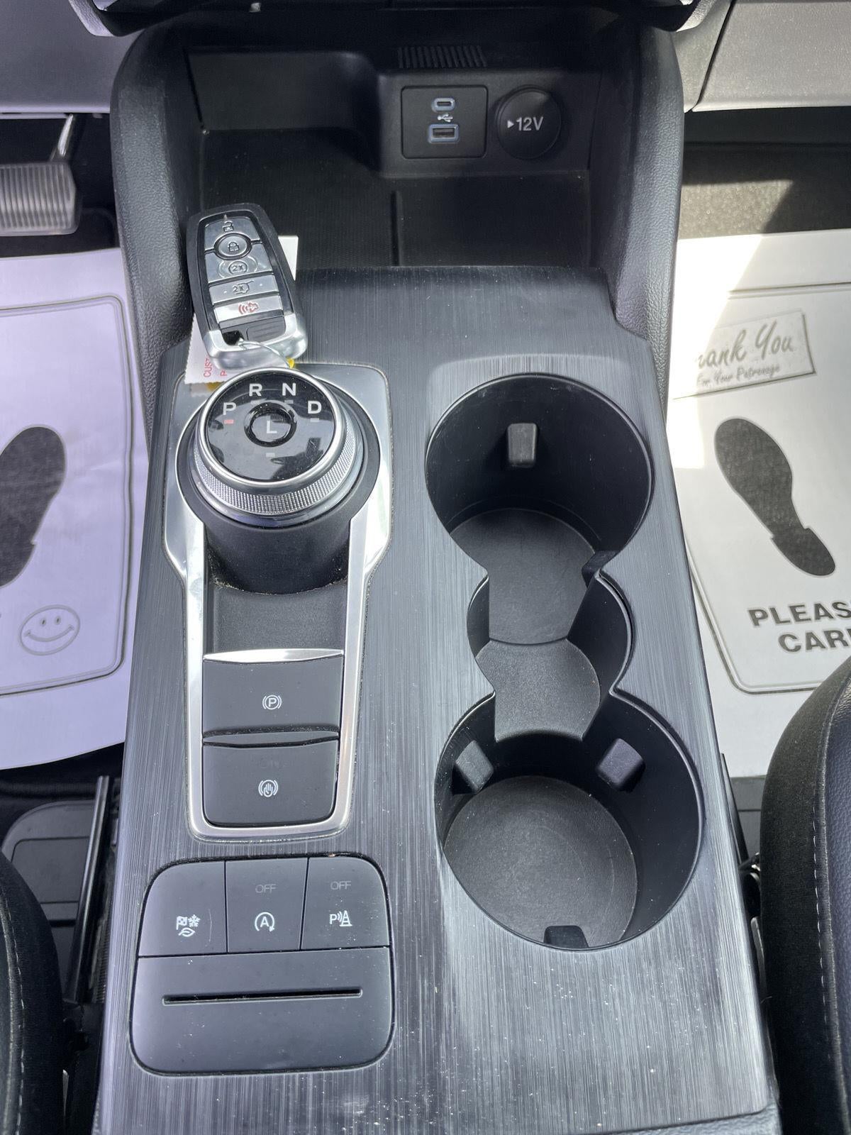 2022 Ford Escape Titanium
