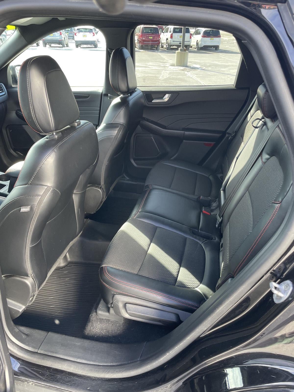 2023 Ford Escape ST-Line Select