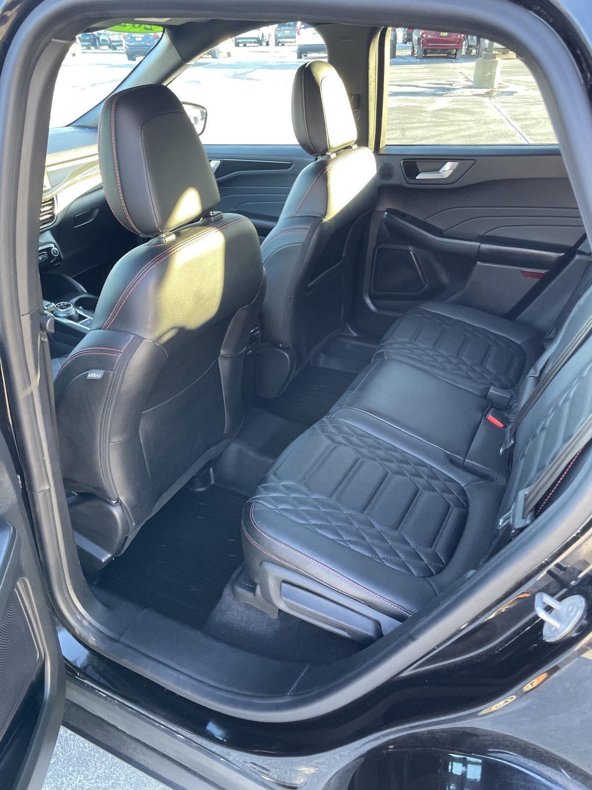 2023 Ford Escape ST-Line Elite