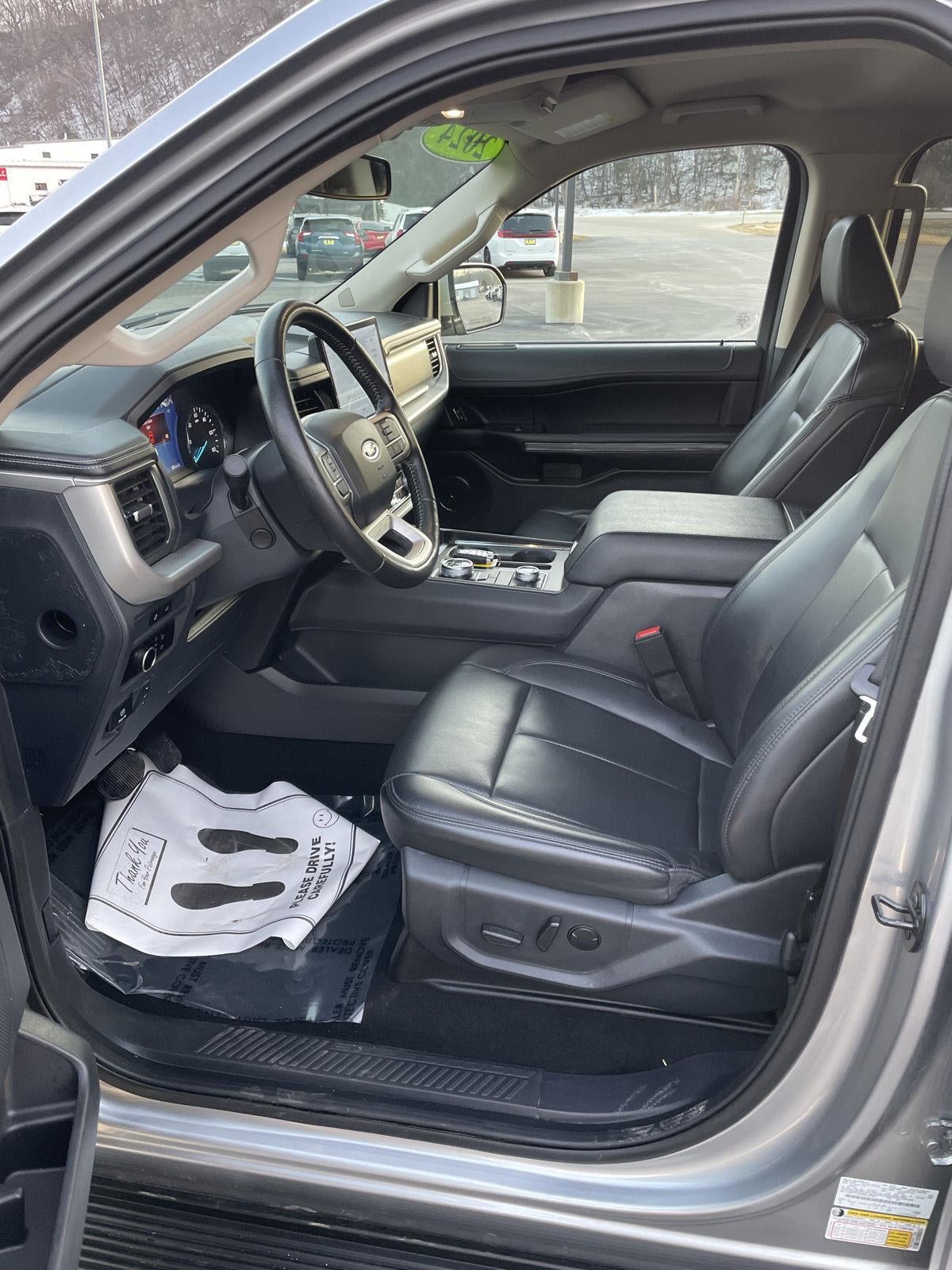 2024 Ford Expedition XLT