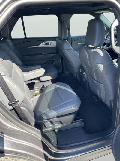 2027 Ford Explorer Active w/100A Pkg