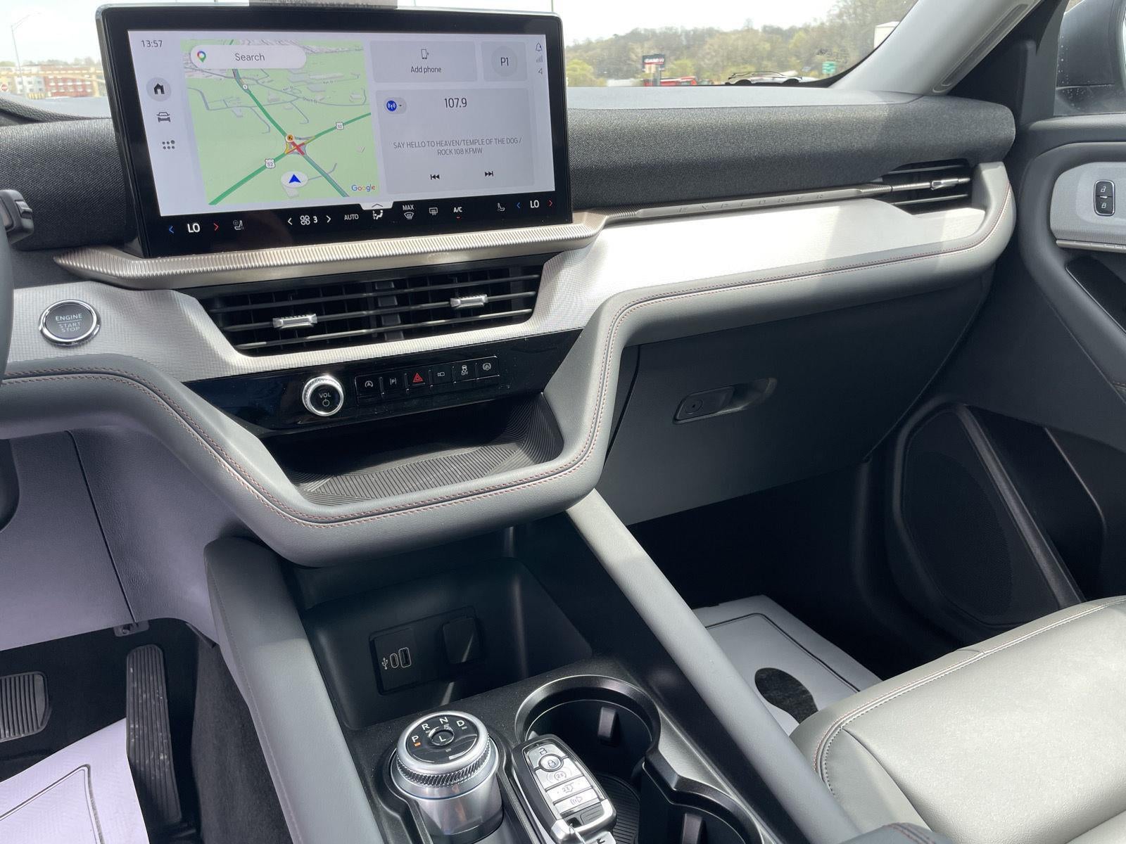2026 Ford Explorer Active w/200A Pkg