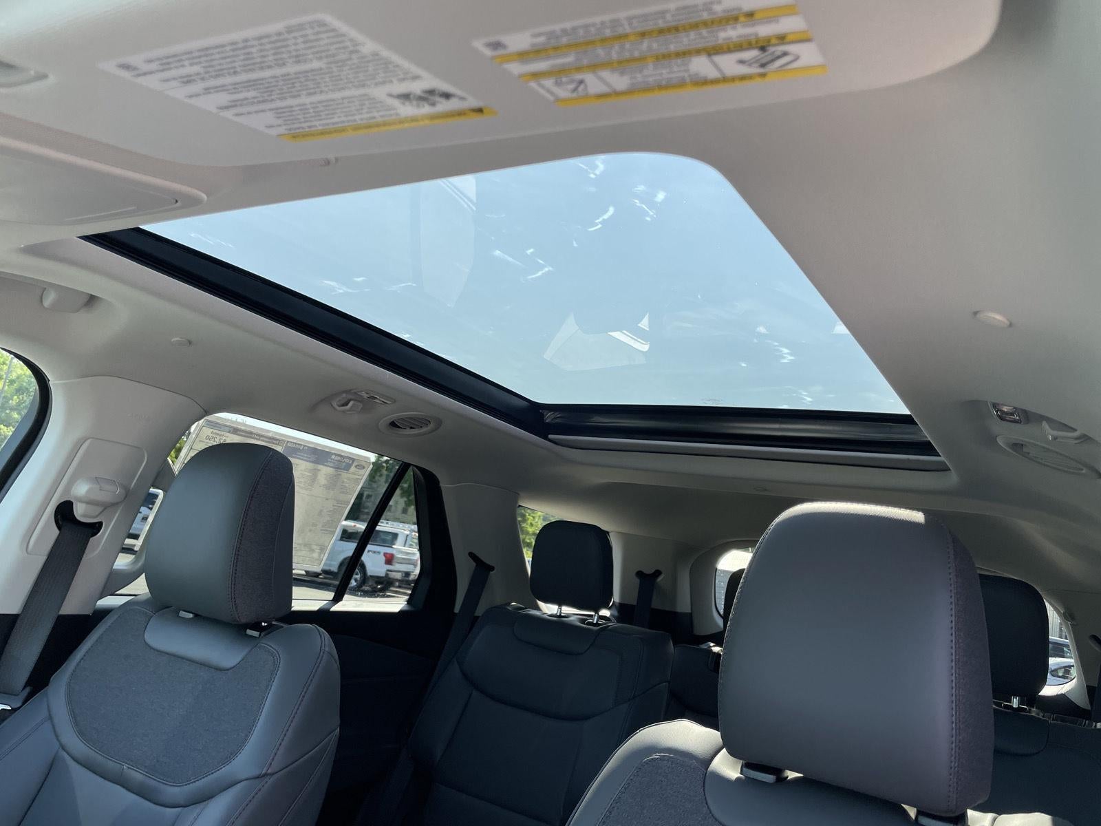 2026 Ford Explorer Active w/200A Pkg