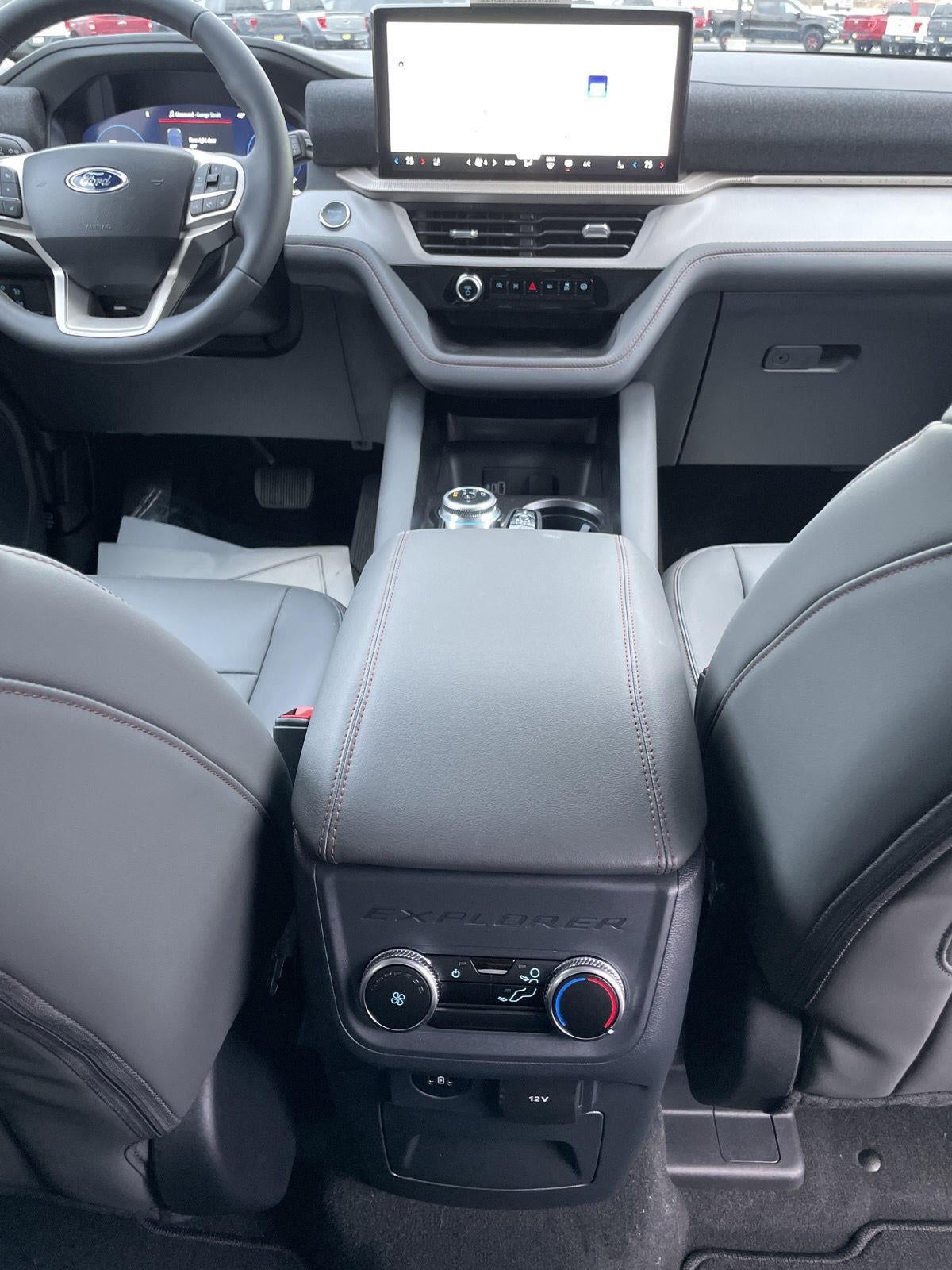 2026 Ford Explorer Active w/200A Pkg