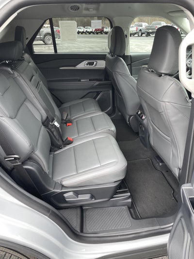 2026 Ford Explorer Active w/200A Pkg