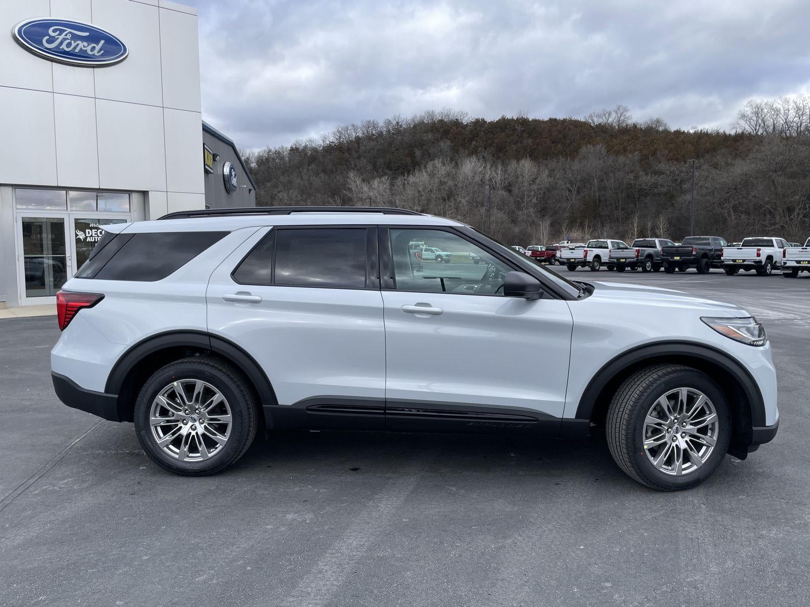 2026 Ford Explorer Active w/200A Pkg
