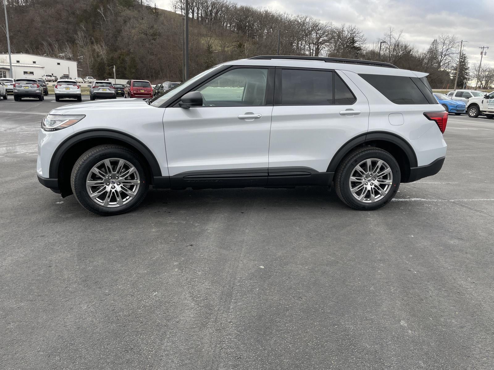 2026 Ford Explorer Active w/200A Pkg