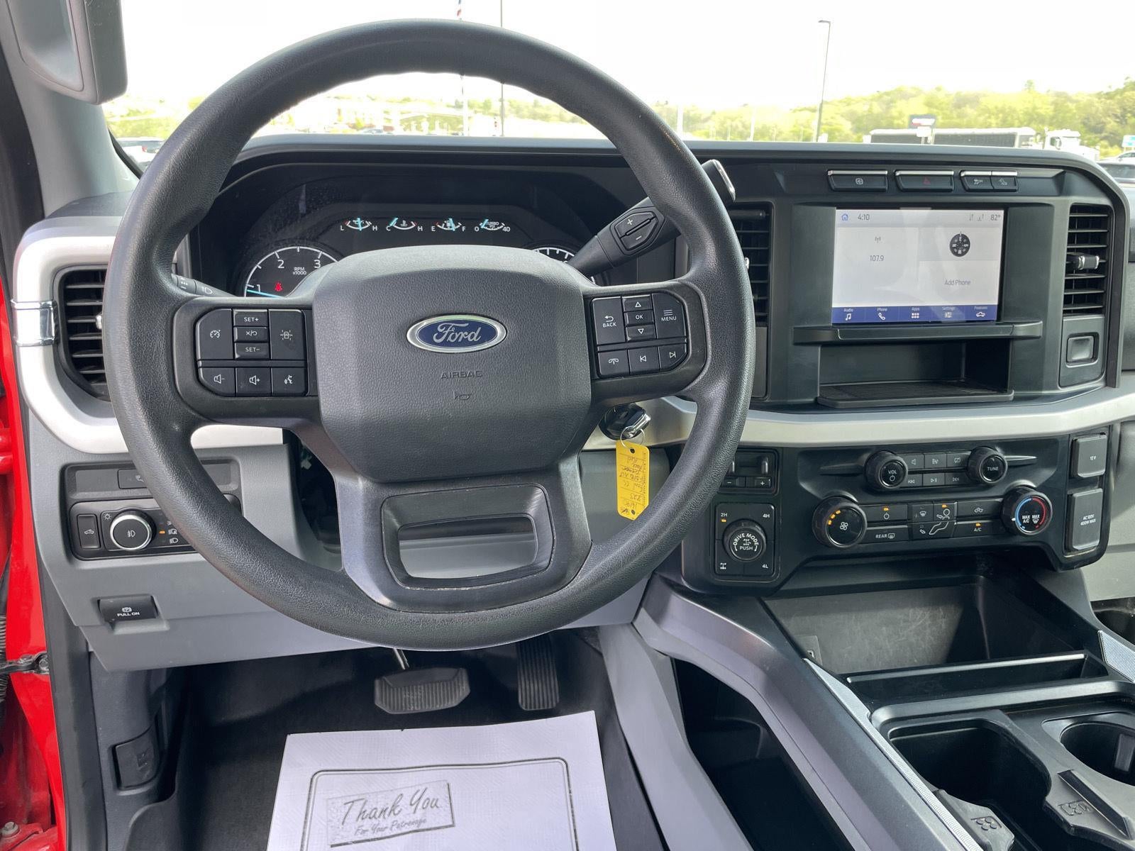 2023 Ford Super Duty F-350 SRW XLT