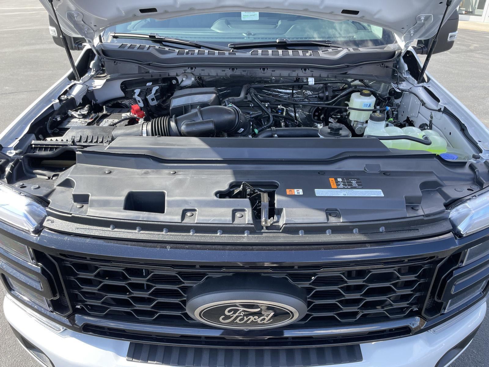 2026 Ford Super Duty F-350 SRW XLT