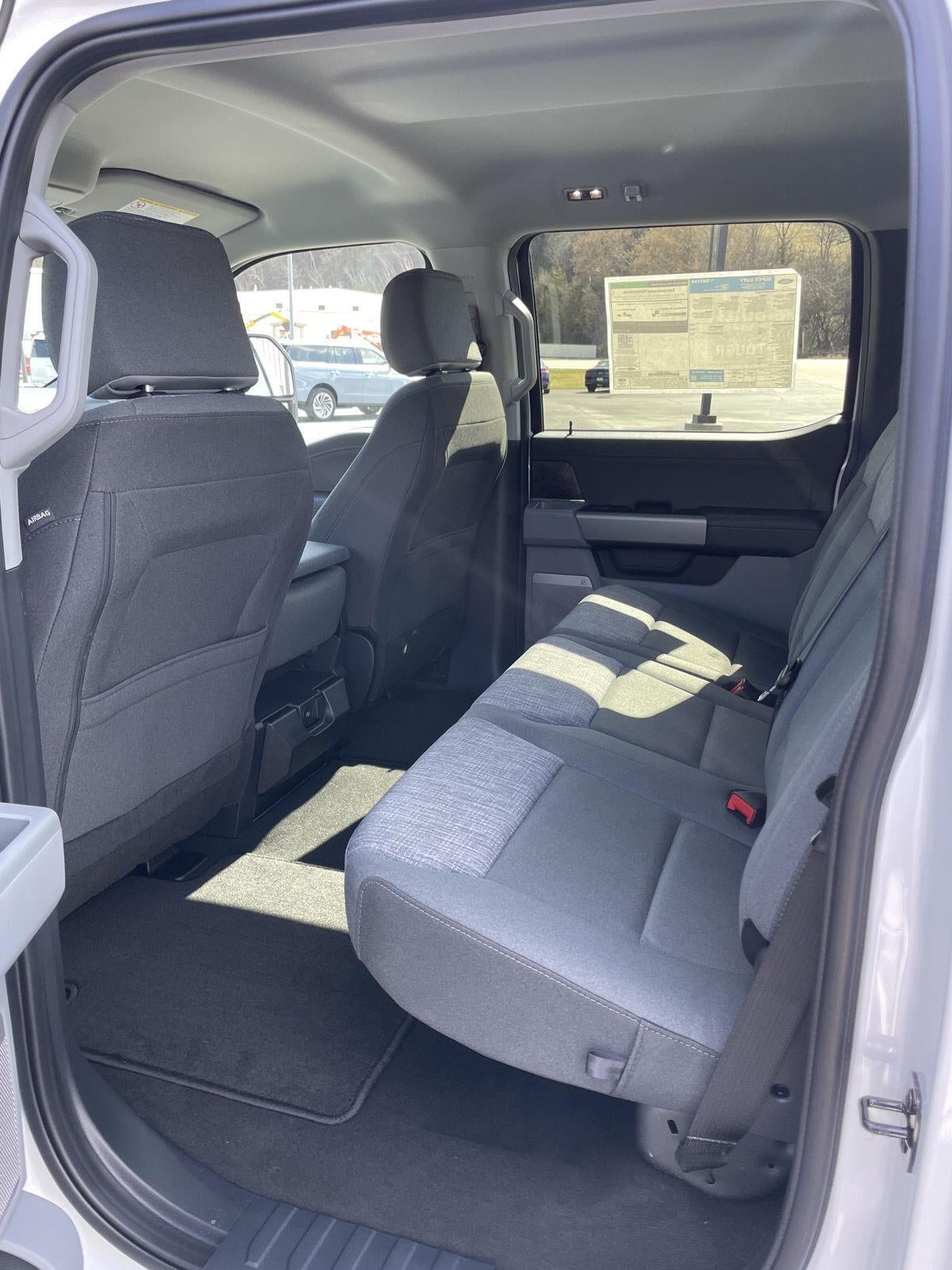 2026 Ford Super Duty F-350 SRW XLT