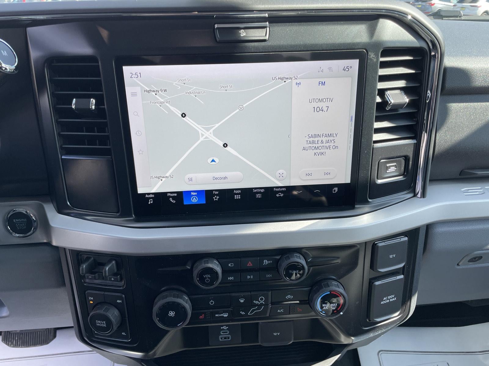 2026 Ford Super Duty F-350 SRW XLT