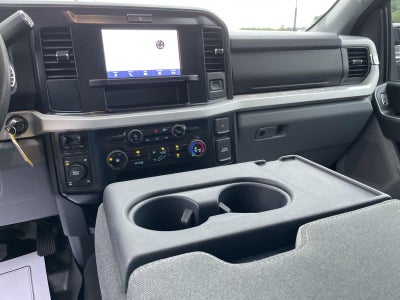 2026 Ford Super Duty F-350 Srw XLT