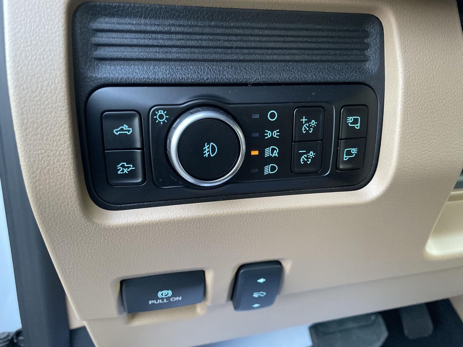 2026 Ford Super Duty F-350 SRW LARIAT