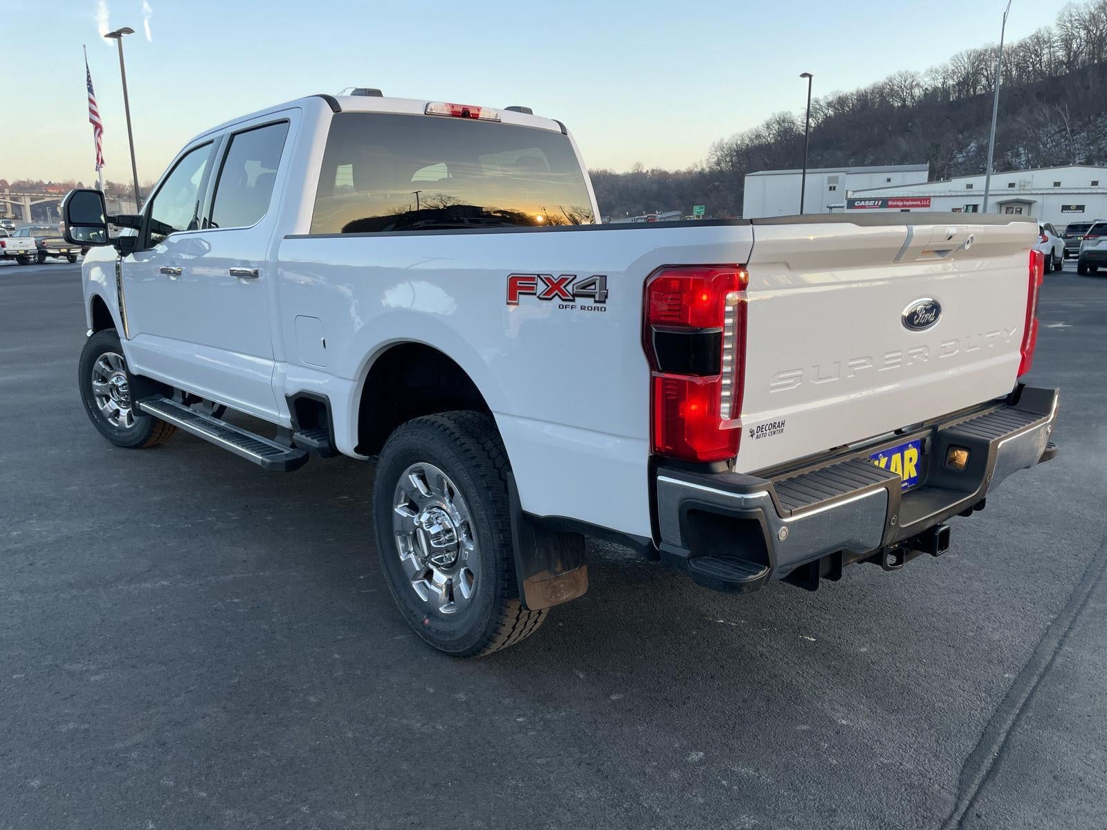 2026 Ford Super Duty F-350 SRW LARIAT