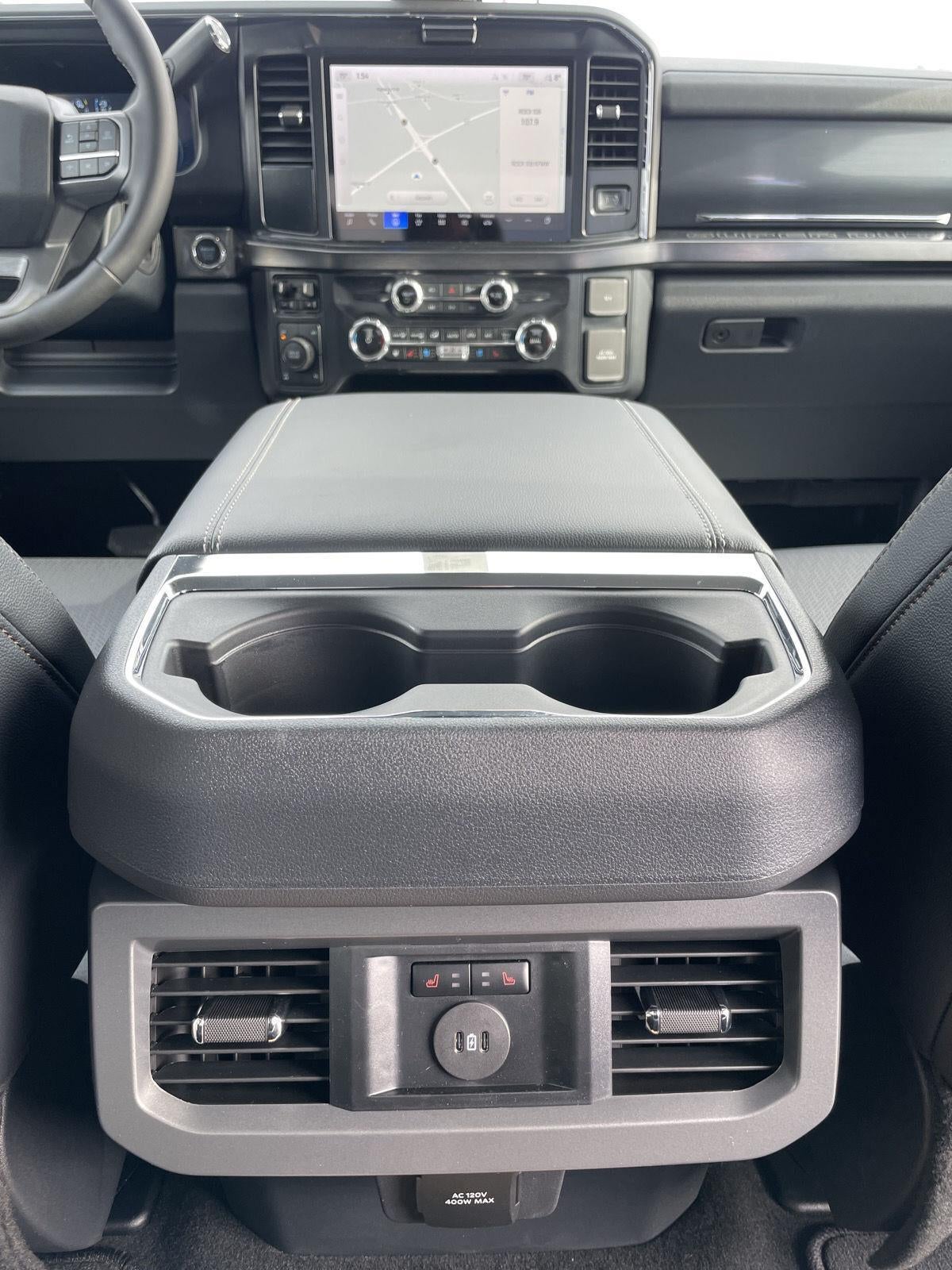 2026 Ford Super Duty F-350 SRW LARIAT