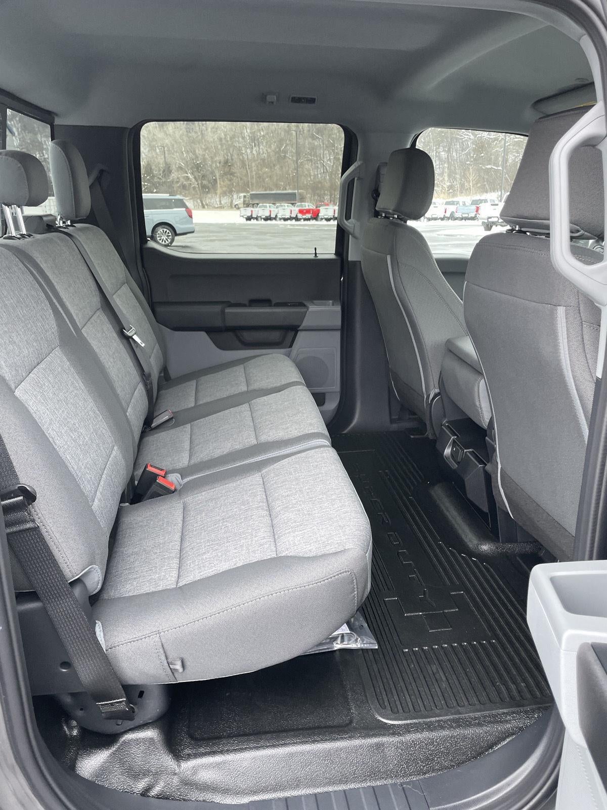 2026 Ford Super Duty F-350 SRW XL