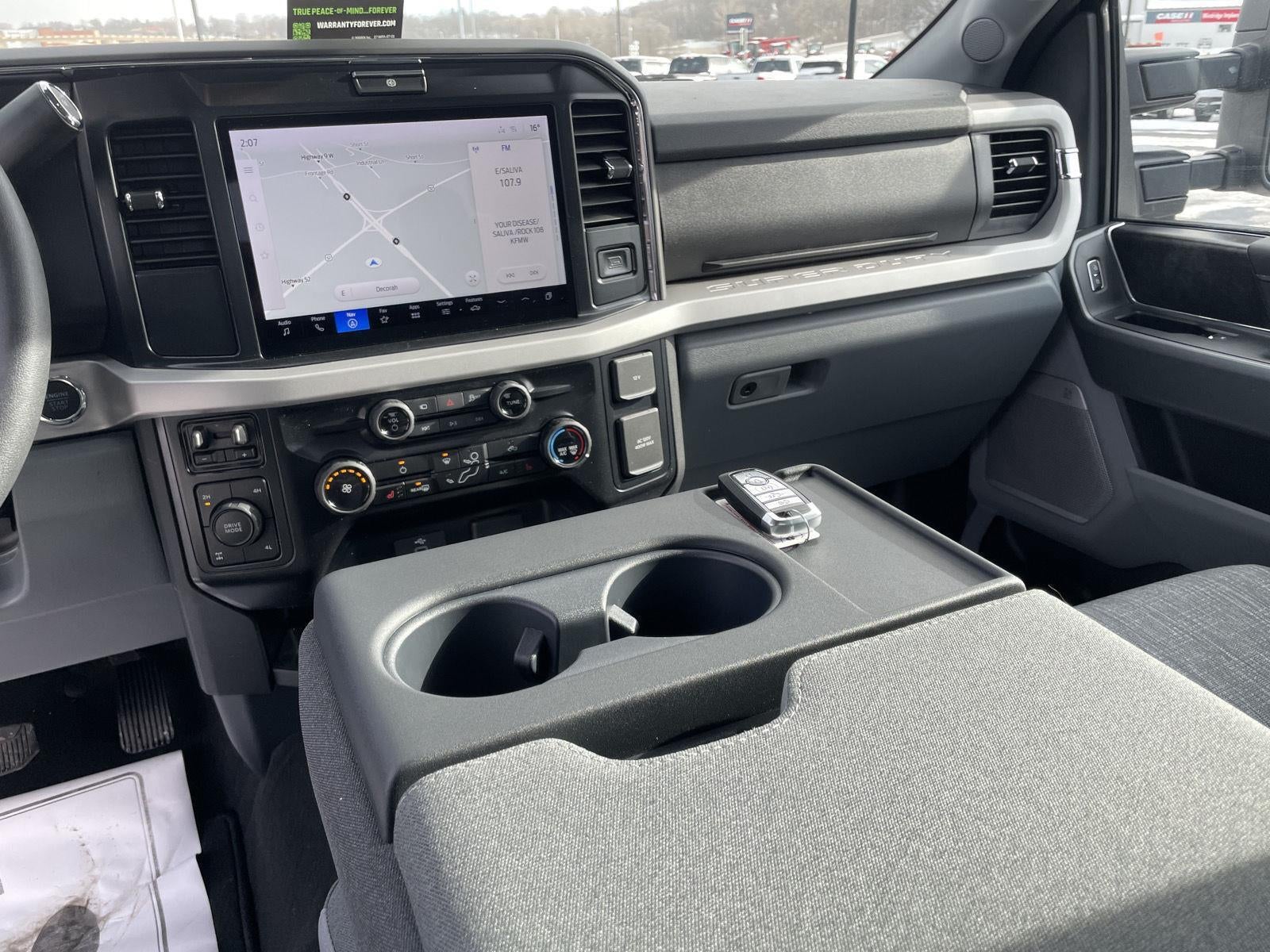 2026 Ford Super Duty F-350 SRW XLT