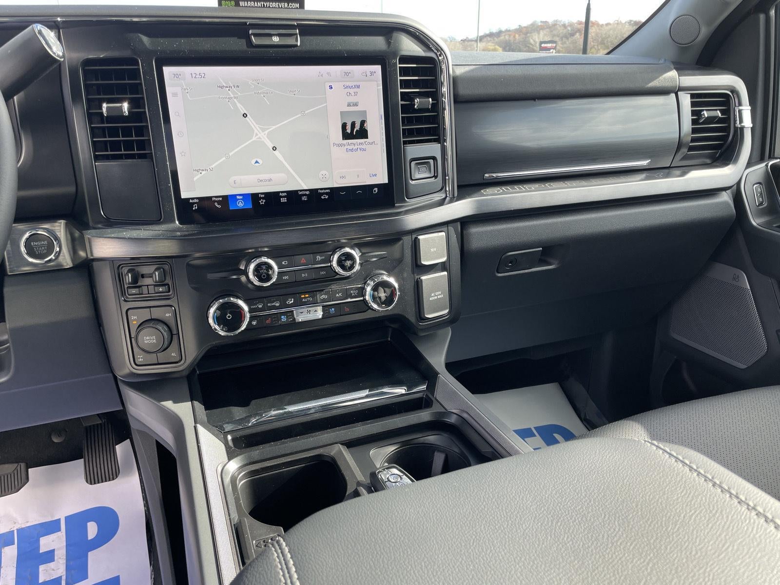 2026 Ford Super Duty F-350 SRW LARIAT