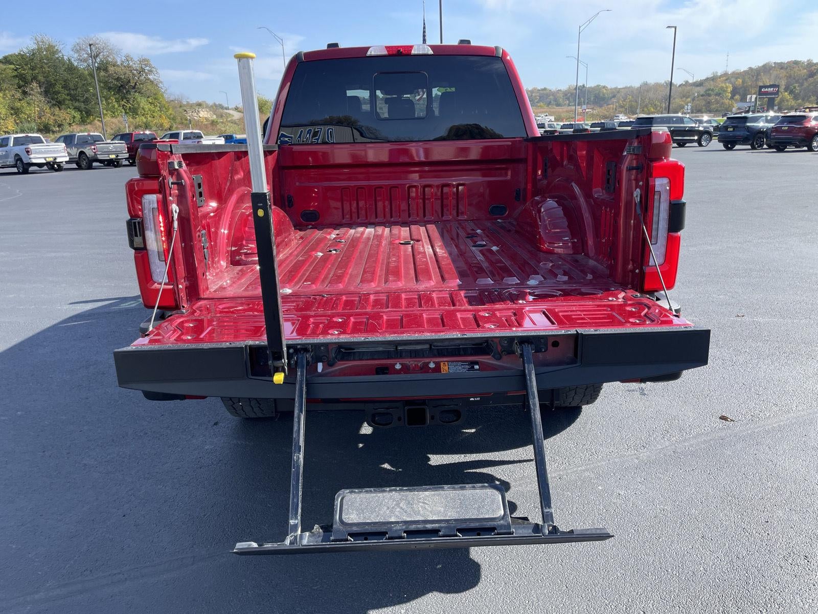 2025 Ford Super Duty F-350 SRW Platinum